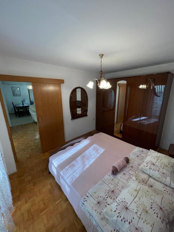 Ivan I Matej Apartments 布拉采 外观 照片