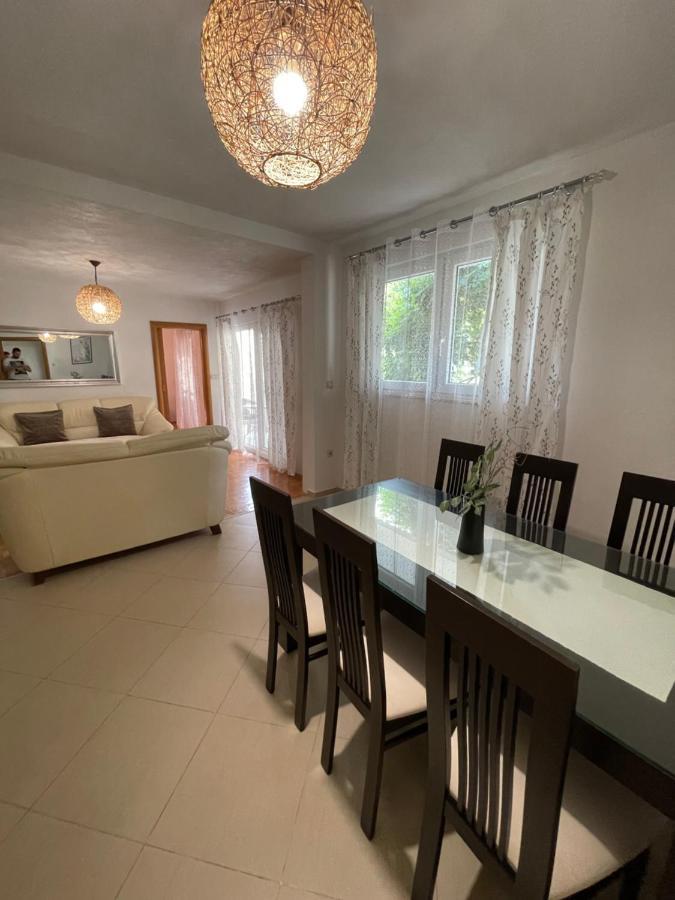 Ivan I Matej Apartments 布拉采 外观 照片