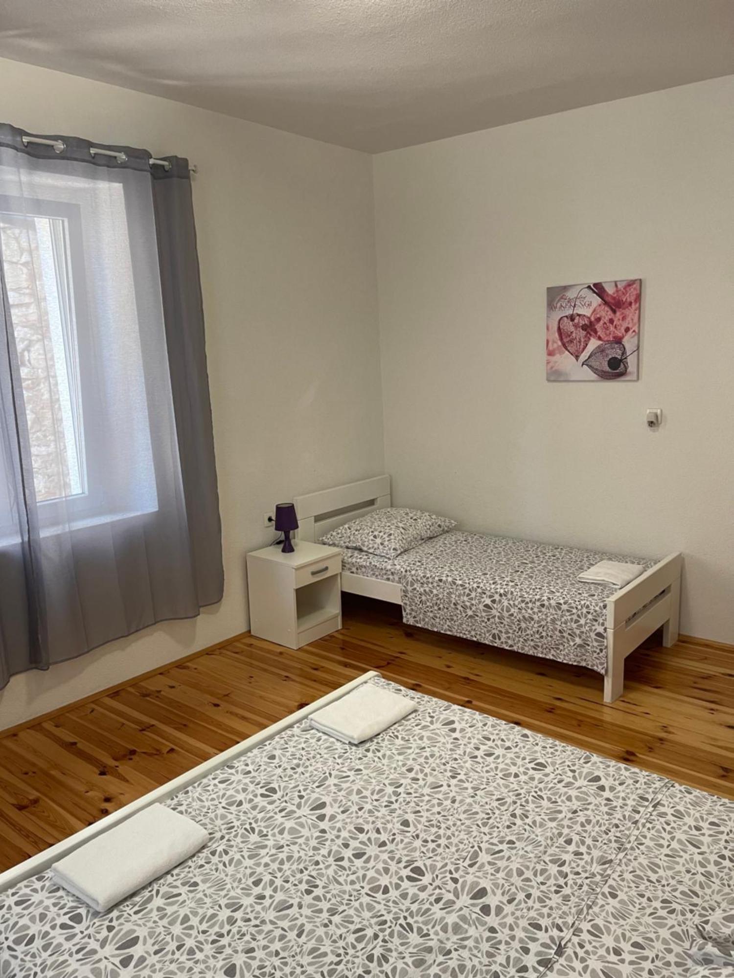 Ivan I Matej Apartments 布拉采 外观 照片